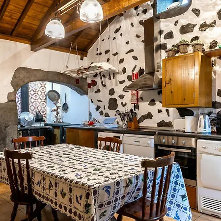 Casa Da By Pontanegraazores * Serreta