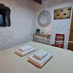 Casa Da By Pontanegraazores Сasa de vacaciones *