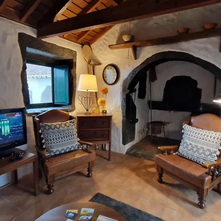 Holiday home Casa Da By Pontanegraazores Serreta