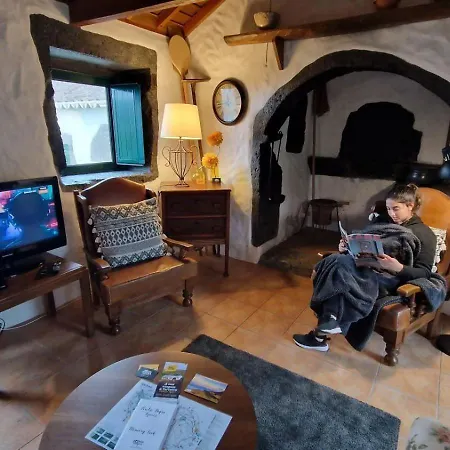 Casa Da By Pontanegraazores Holiday home Serreta