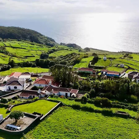 Casa Da By Pontanegraazores * Serreta