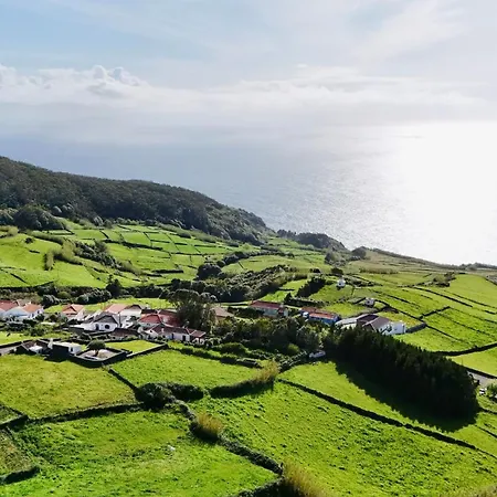 Holiday home Casa Da By Pontanegraazores Serreta