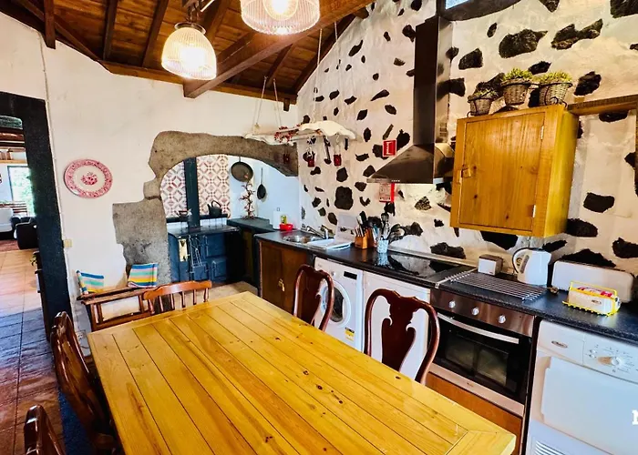 Casa Da By Pontanegraazores * Serreta