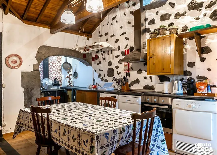 Casa Da By Pontanegraazores * Serreta